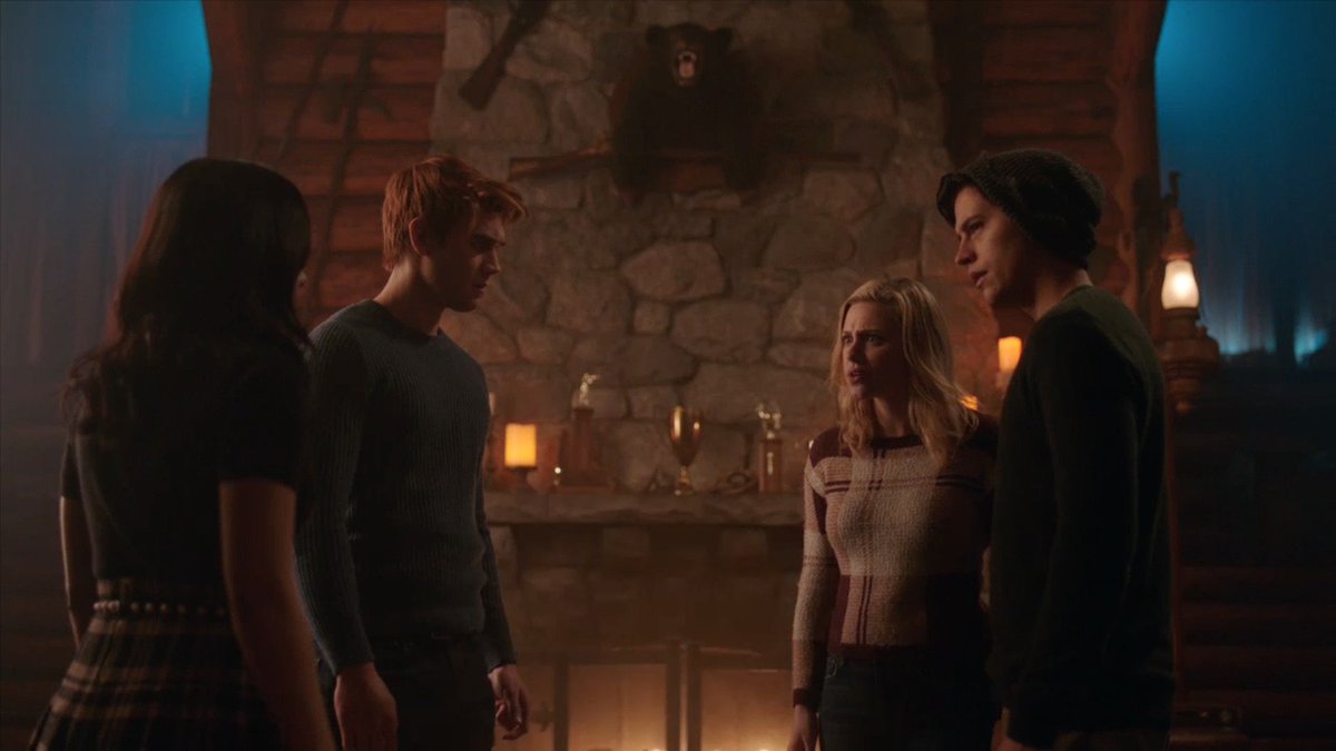 Riverdale Fashion: Season 2 Episode 14