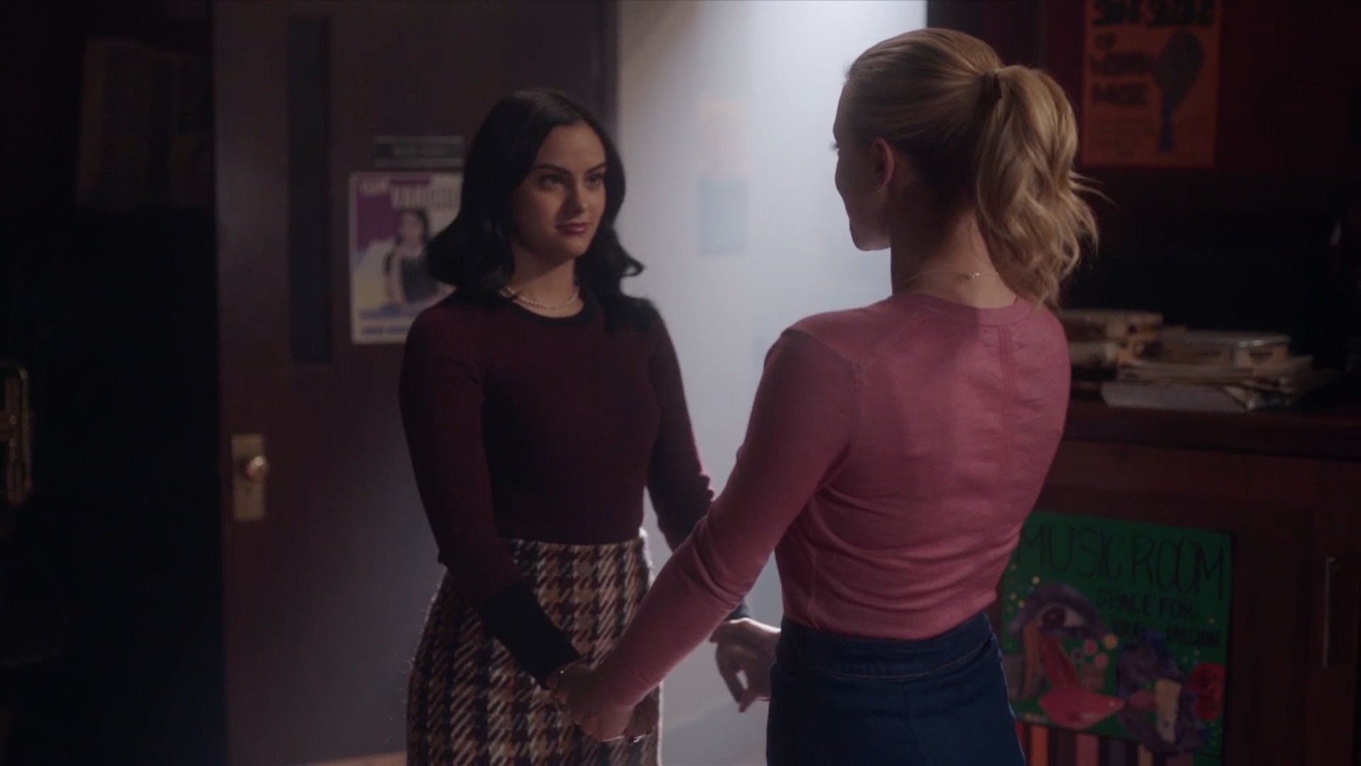 Riverdale Fashion: Season 2 Episode 18