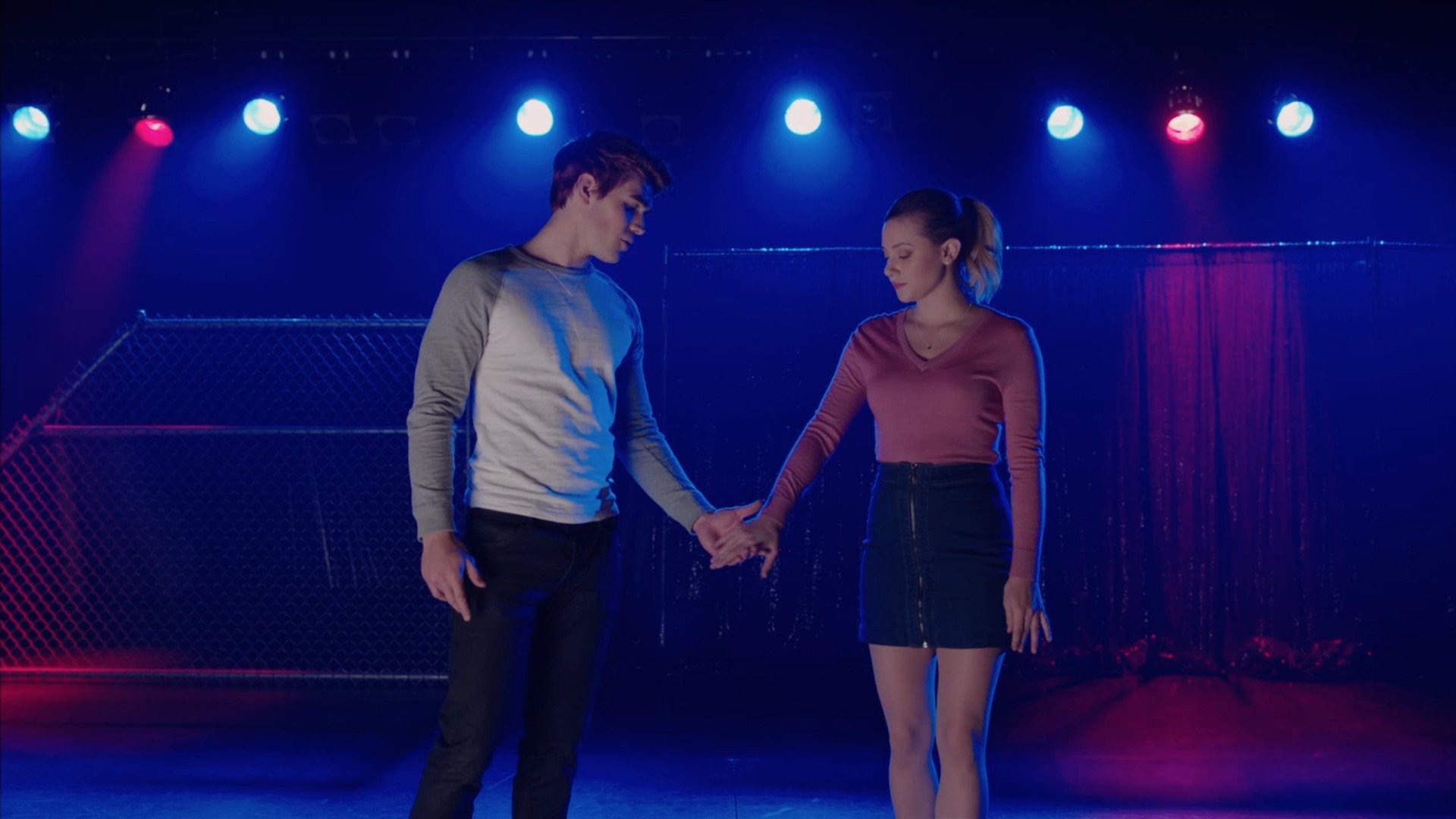 Riverdale Fashion: Season 2 Episode 18