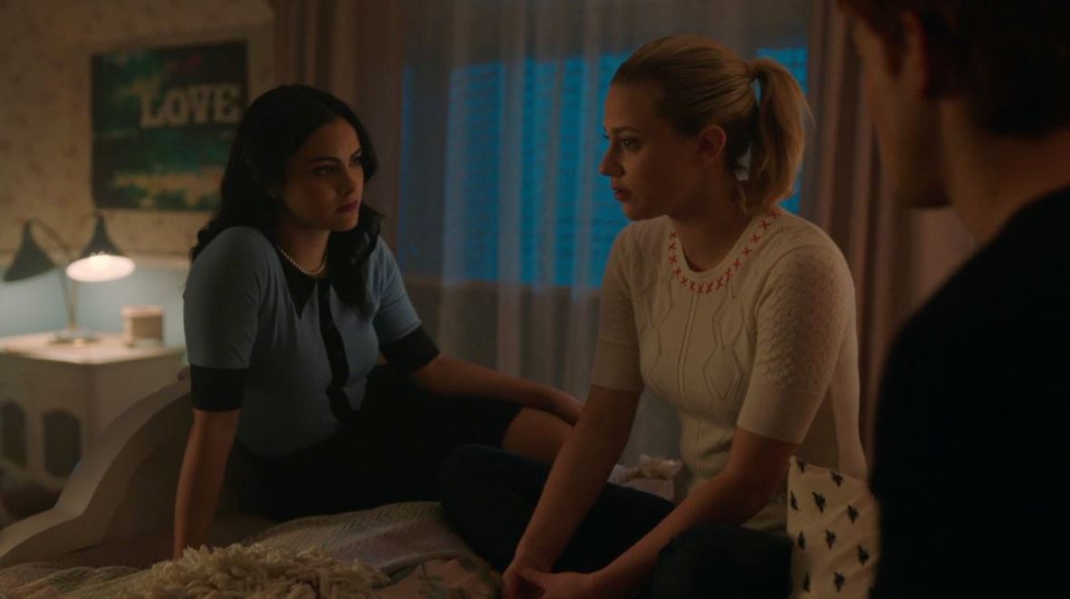 Riverdale Fashion: Season 2 Episode 21 & 22